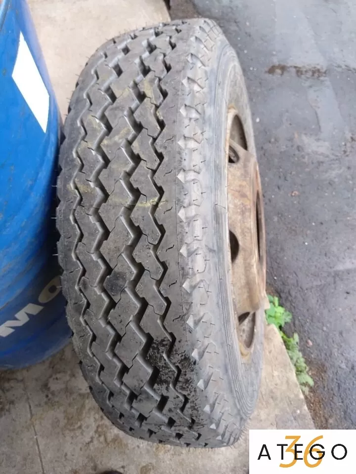 Шина Uniroyal 215/75*17.5 с диском