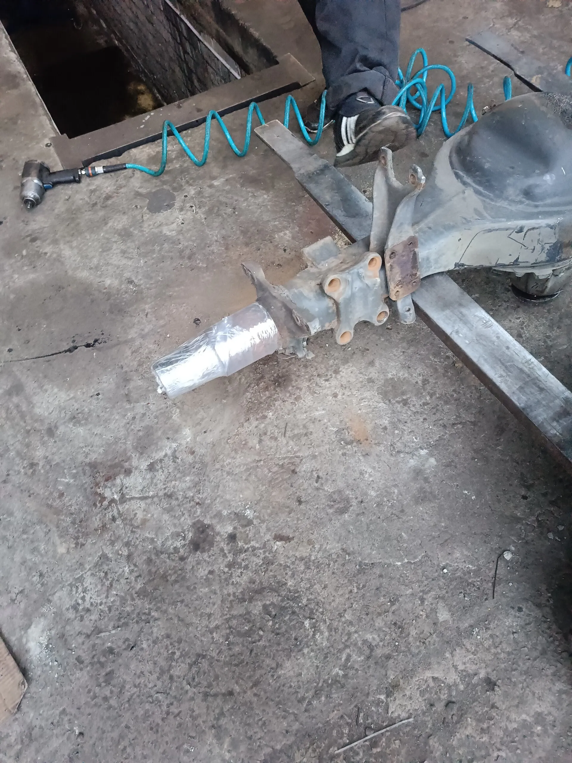 Задний мост  Мерседес-бенц Варио 40:11