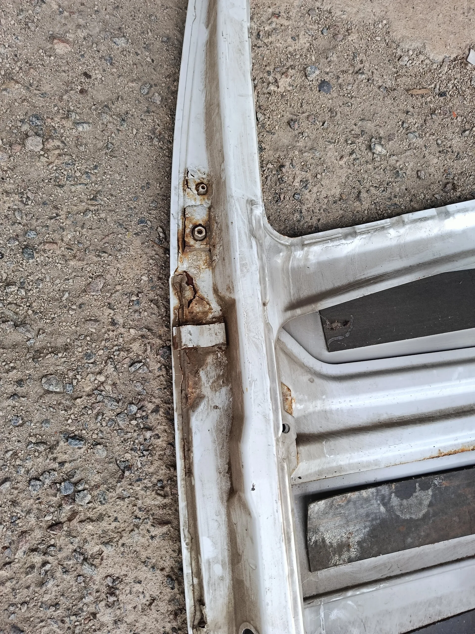 A9737201805 дверь правая Мерседес-Бенц Атего