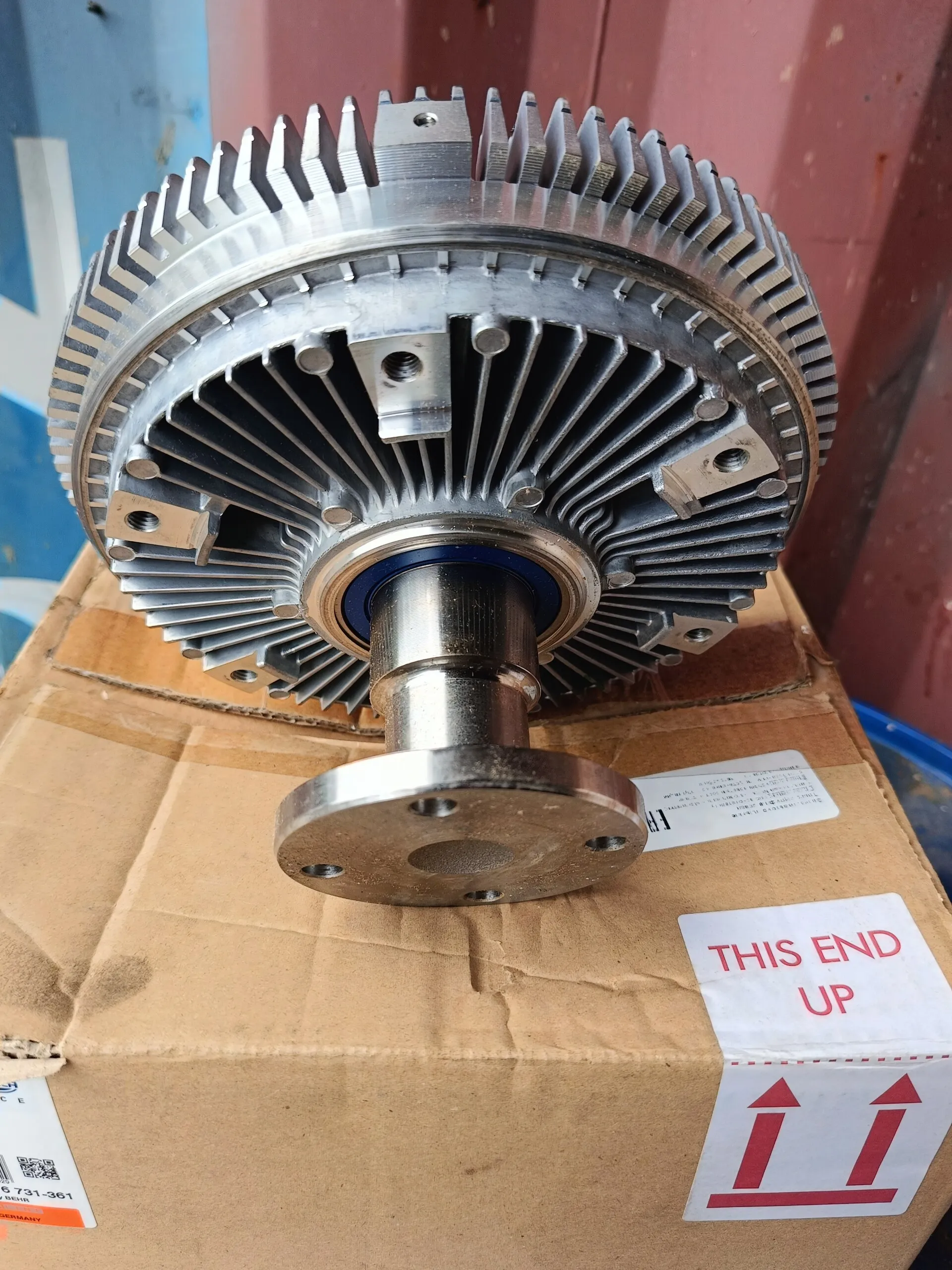 вискомуфта охлаждения Мерседес-Бенц Атего