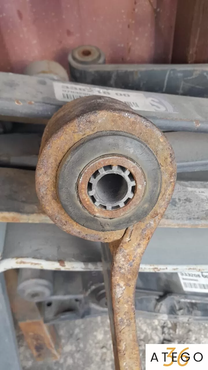 Задняя полурессора Mercedes-Benz 1523-1628