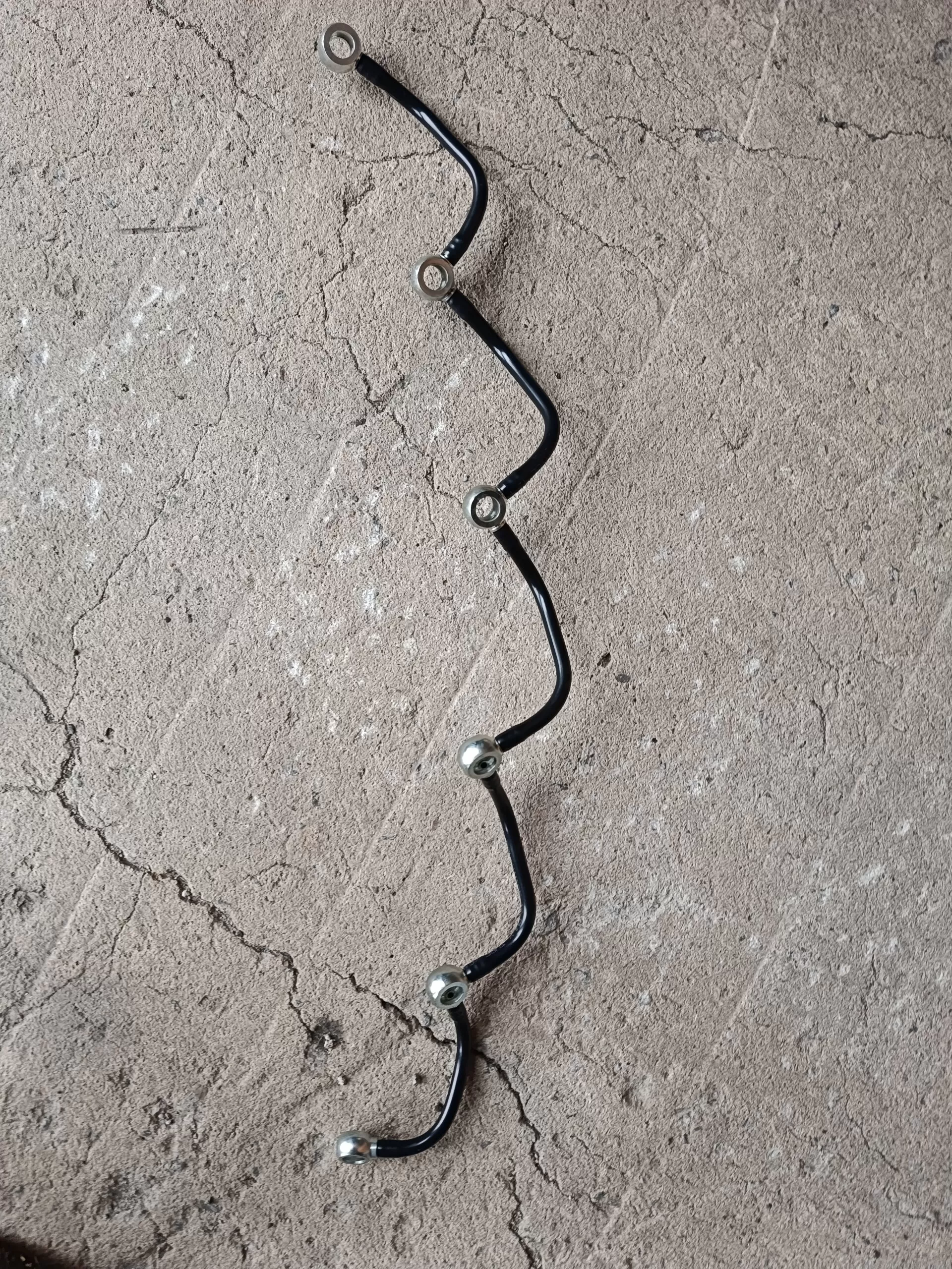 обратка топливная двигателя OM906LA