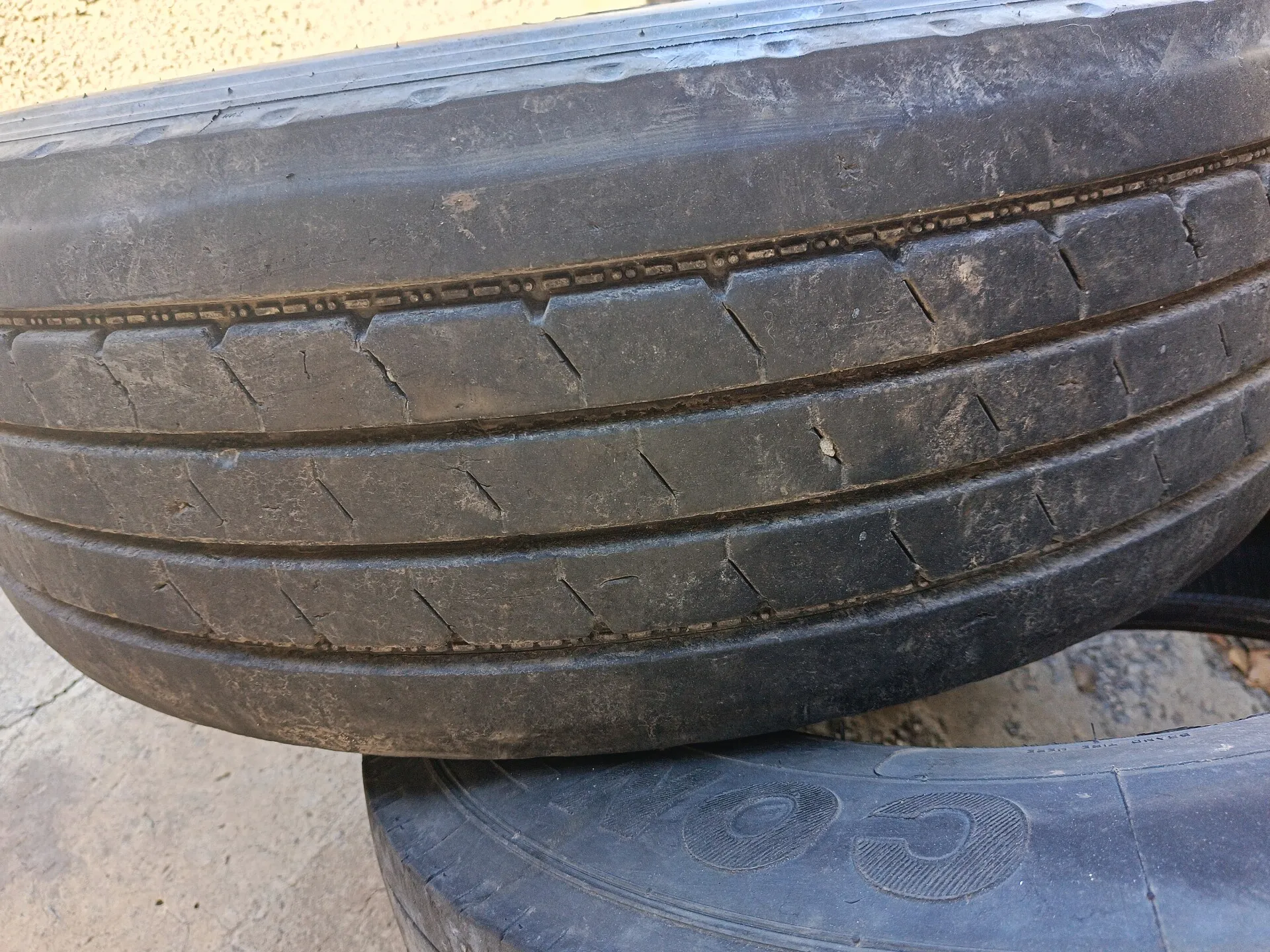 резина 295/60R22,5 MATADOR