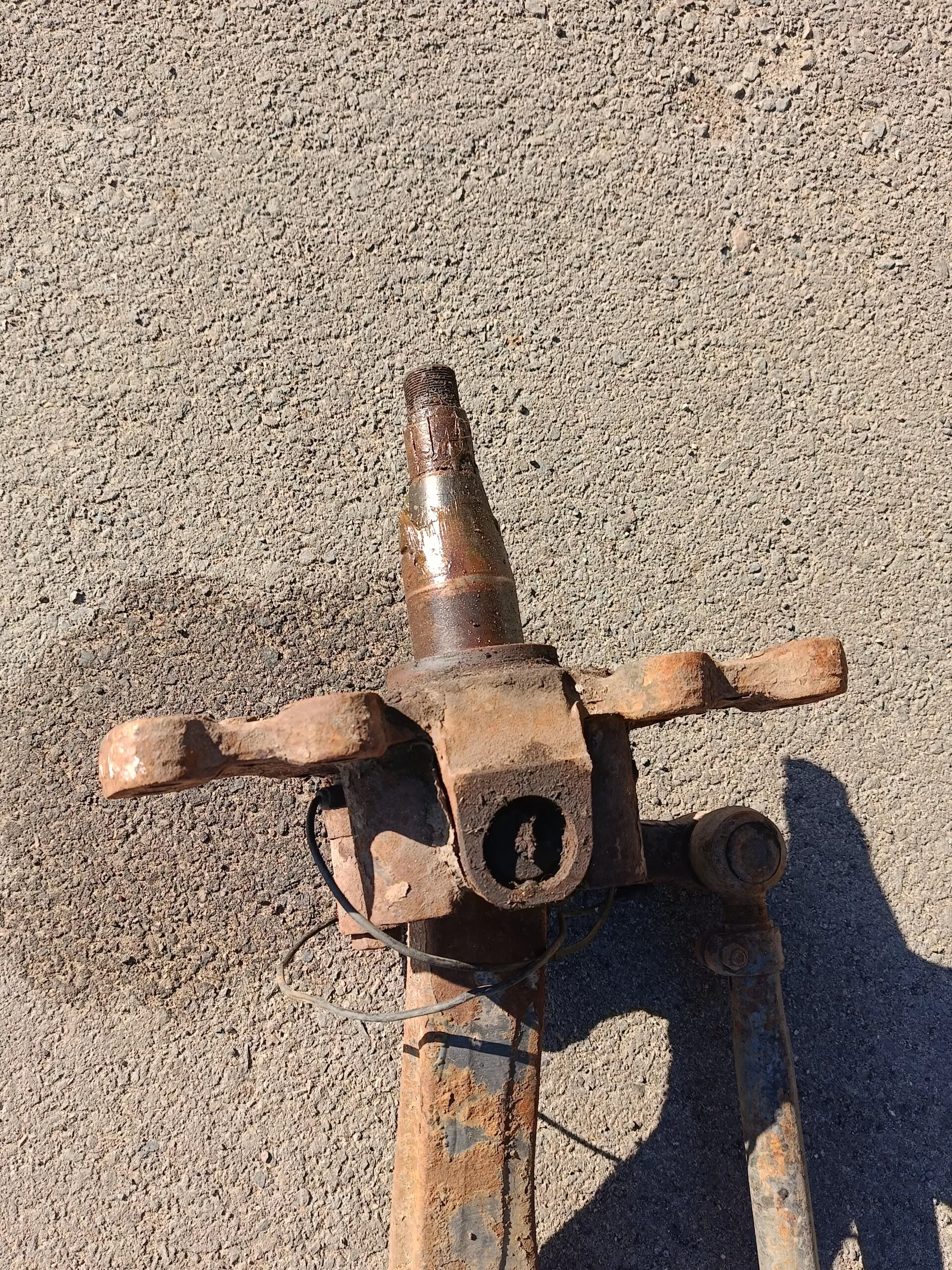 балка передняя Мерседес-Бенц 1217