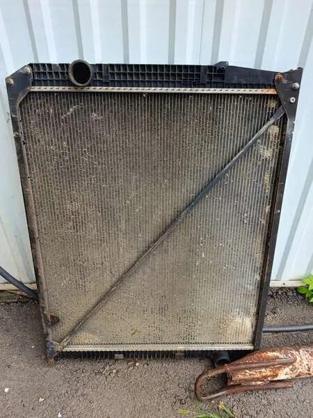 A9425001703 радиатор охлаждения Mercedes-Benz Actros